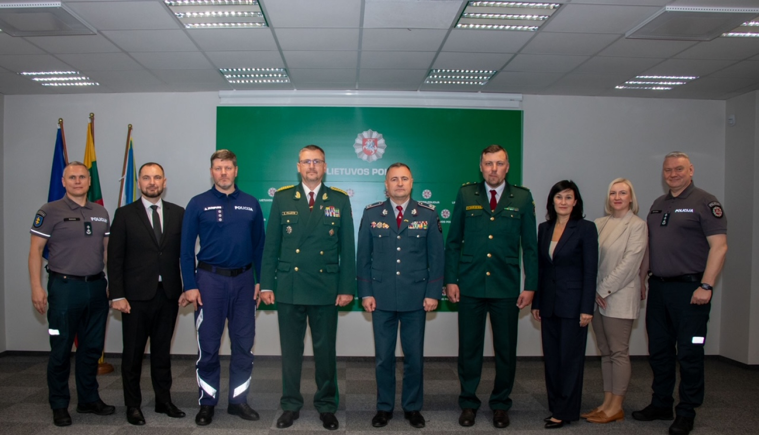 FOTO: VRS priekšnieks ar Lietuvas Policijas departamenta un Lietuvas Valsts robežsardzes dienesta priekšniekiem