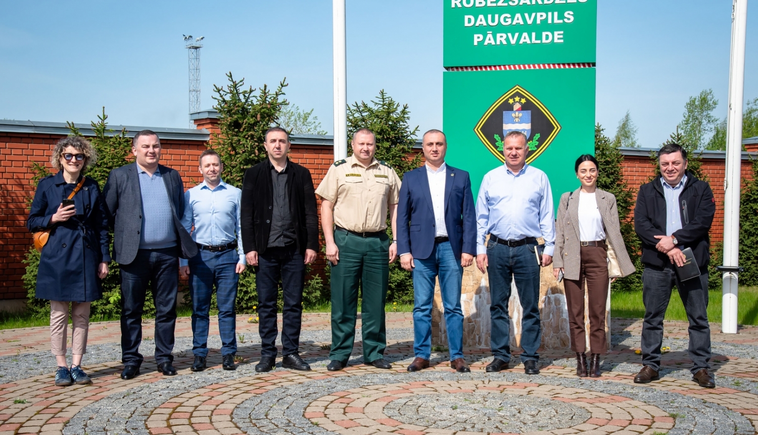 FOTO: Gruzijas delegācijas pārstāvji apmeklē Valsts robežsardzi