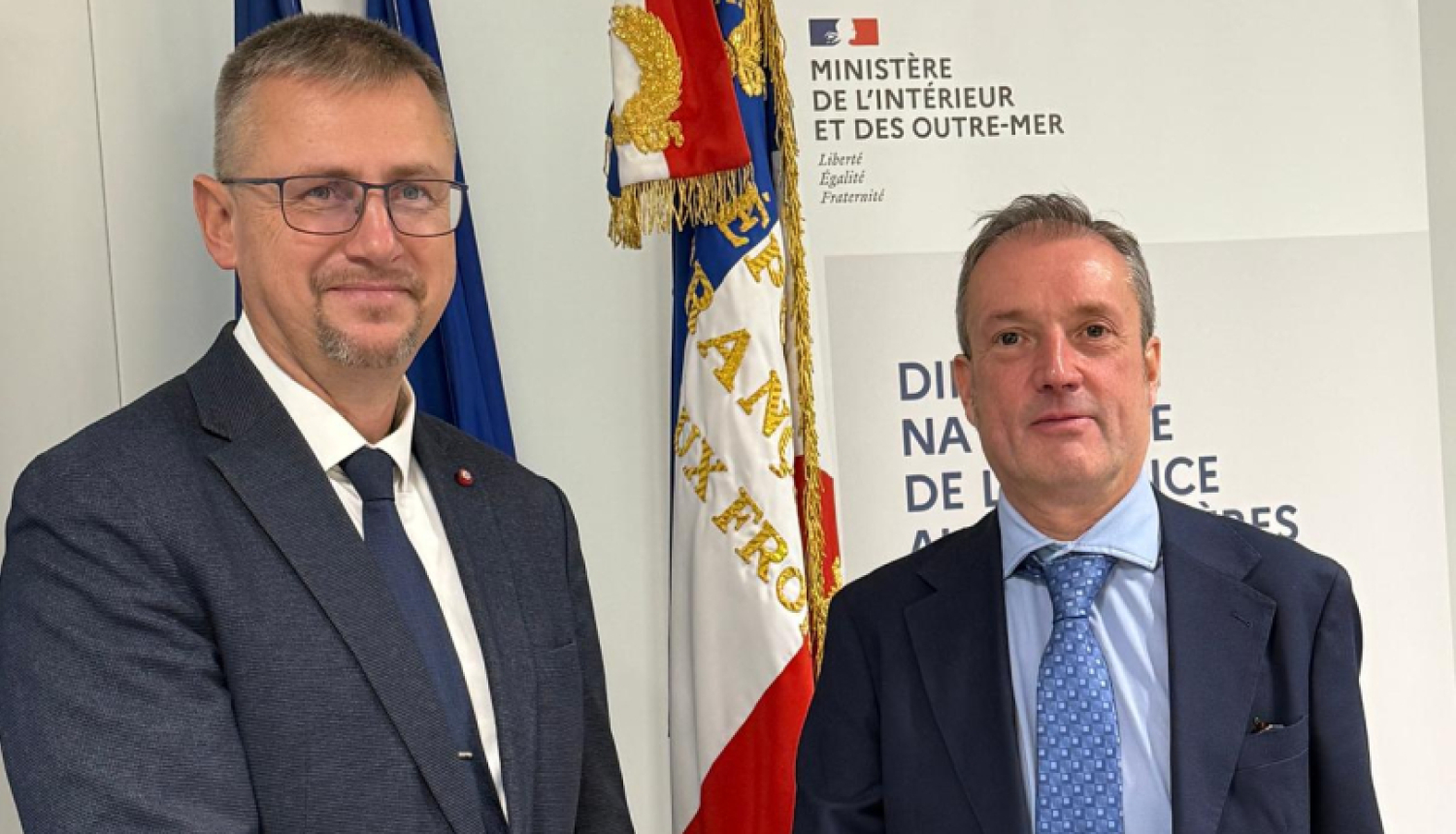 FOTO: VRS priekšnieks Francijā