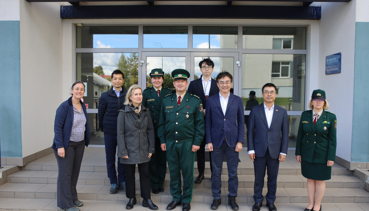 FOTO: Vēstnieki VRK