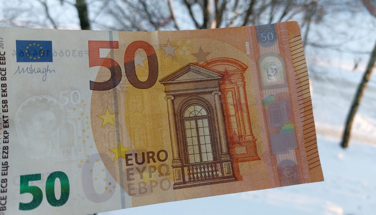 FOTO: 50 eiro banknote