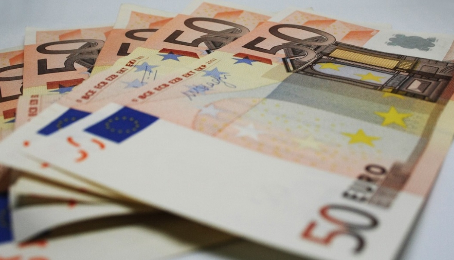 FOTO: 50 eiro naudaszīmes