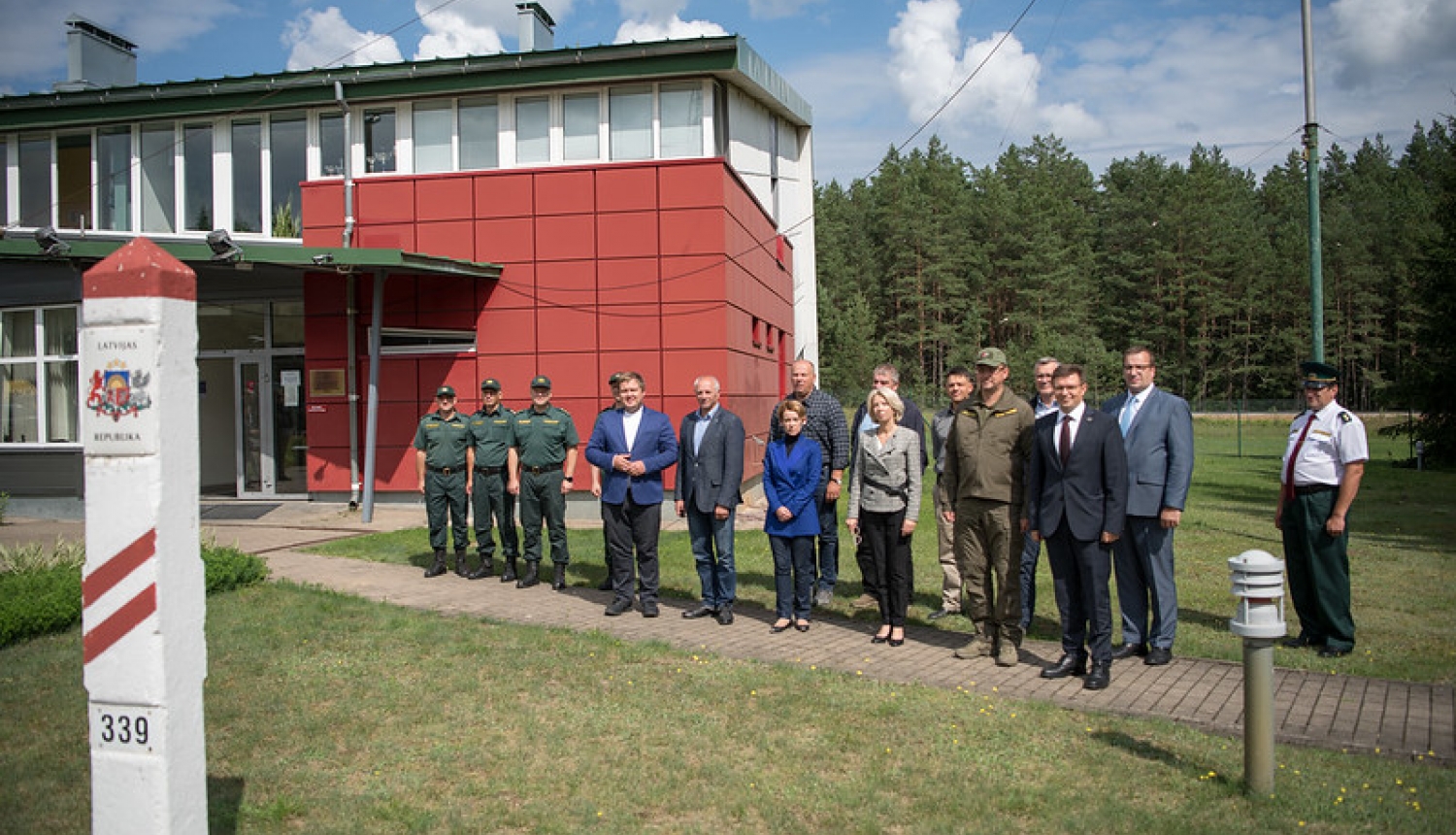 FOTO: Dalībnieki uz robežas