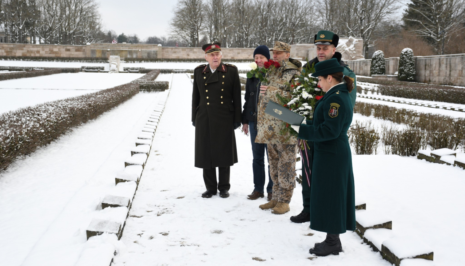 FOTO: Bolšteina piemiņas pasākums