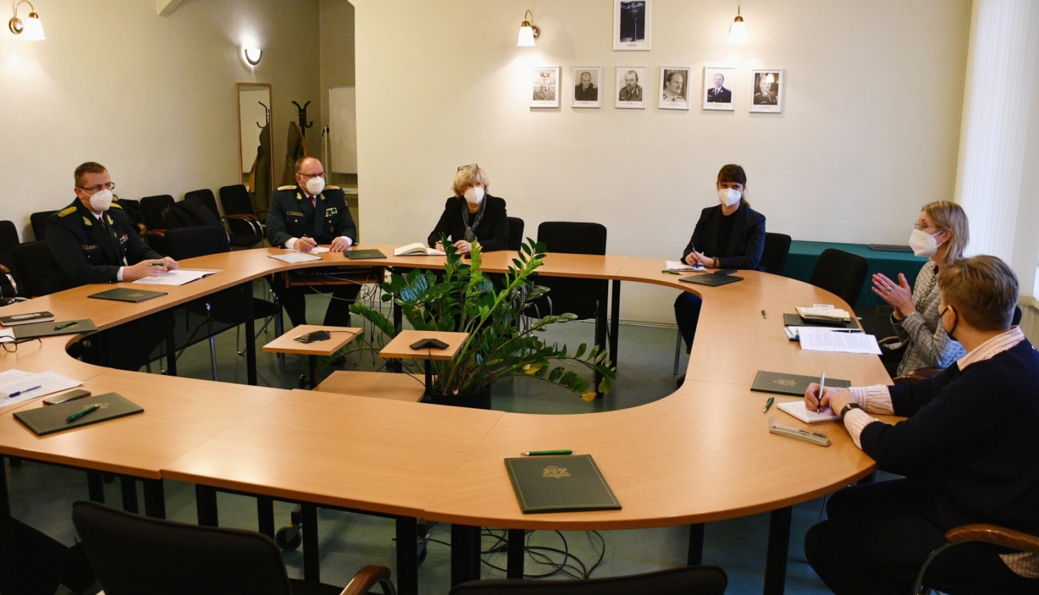 FOTO: VRS priekšnieks tiekas ar ANO pārstāvjiem