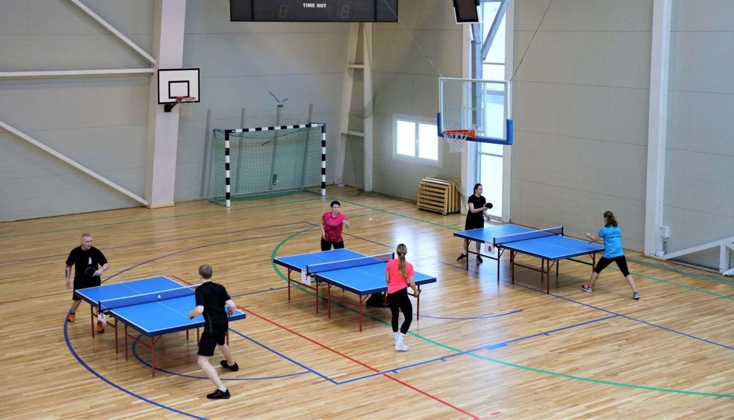 FOTO: Dalībnieki Valsts robežsardzes čempionāta sacensībās galda tenisā