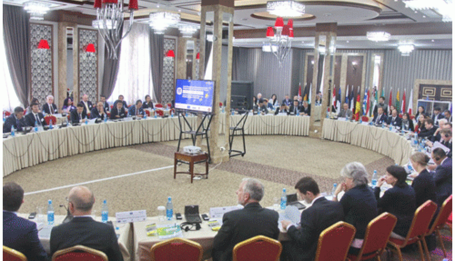 FOTO: Bomca dalībnieku sanāksme