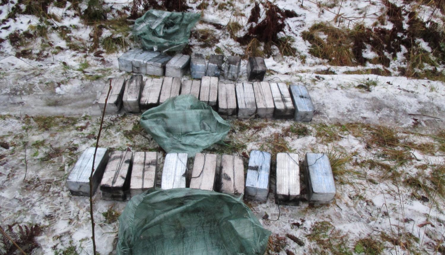 Foto: Kontrabandas cigaretes