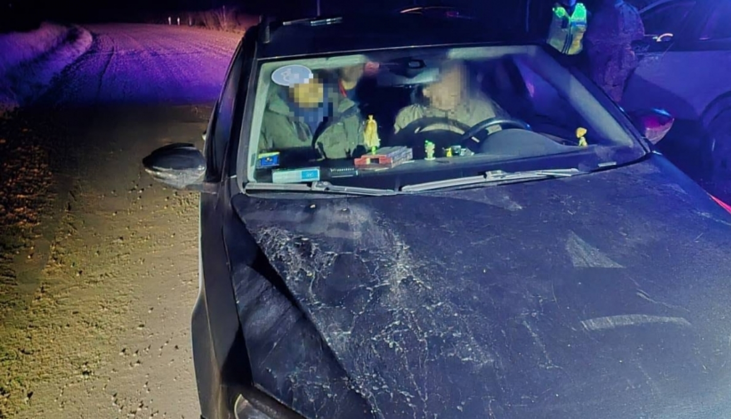 FOTO: Aizturētais auto