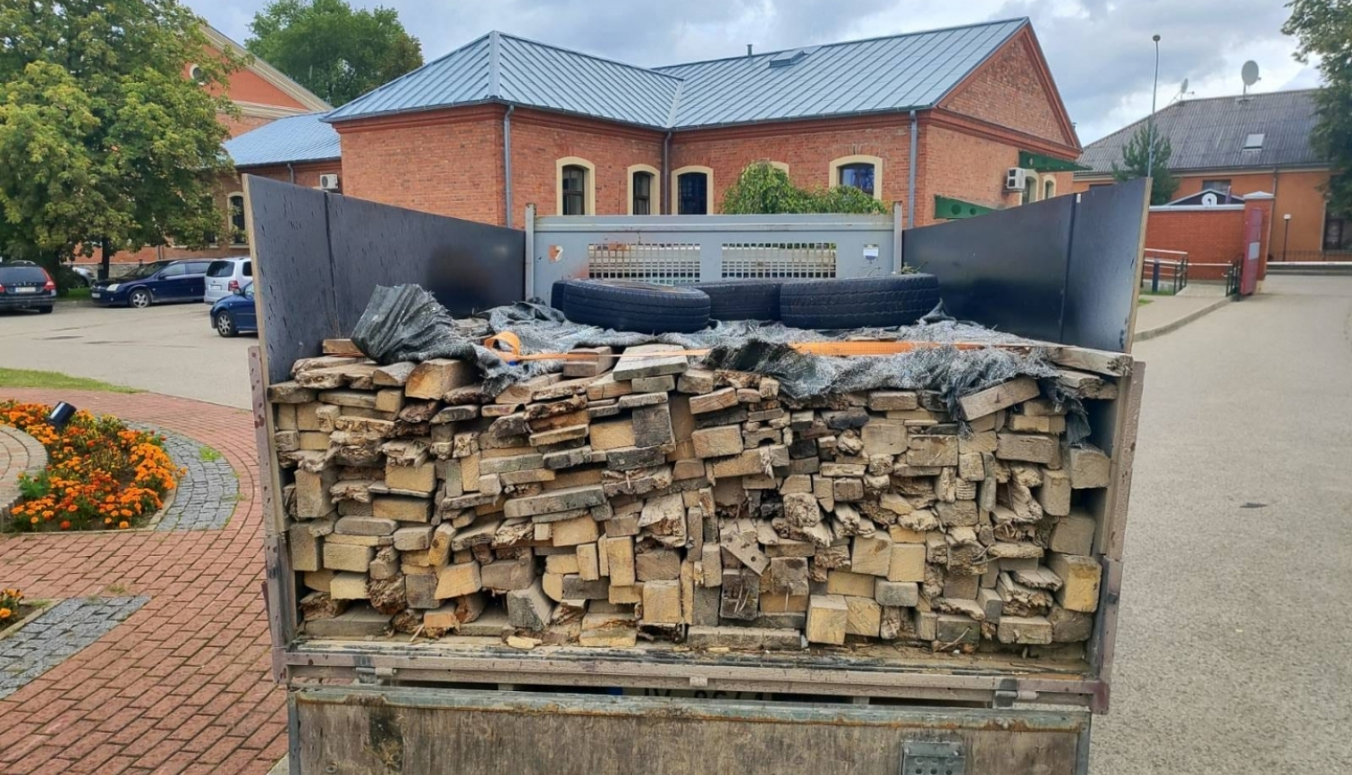 FOTO: Konstatētais auto