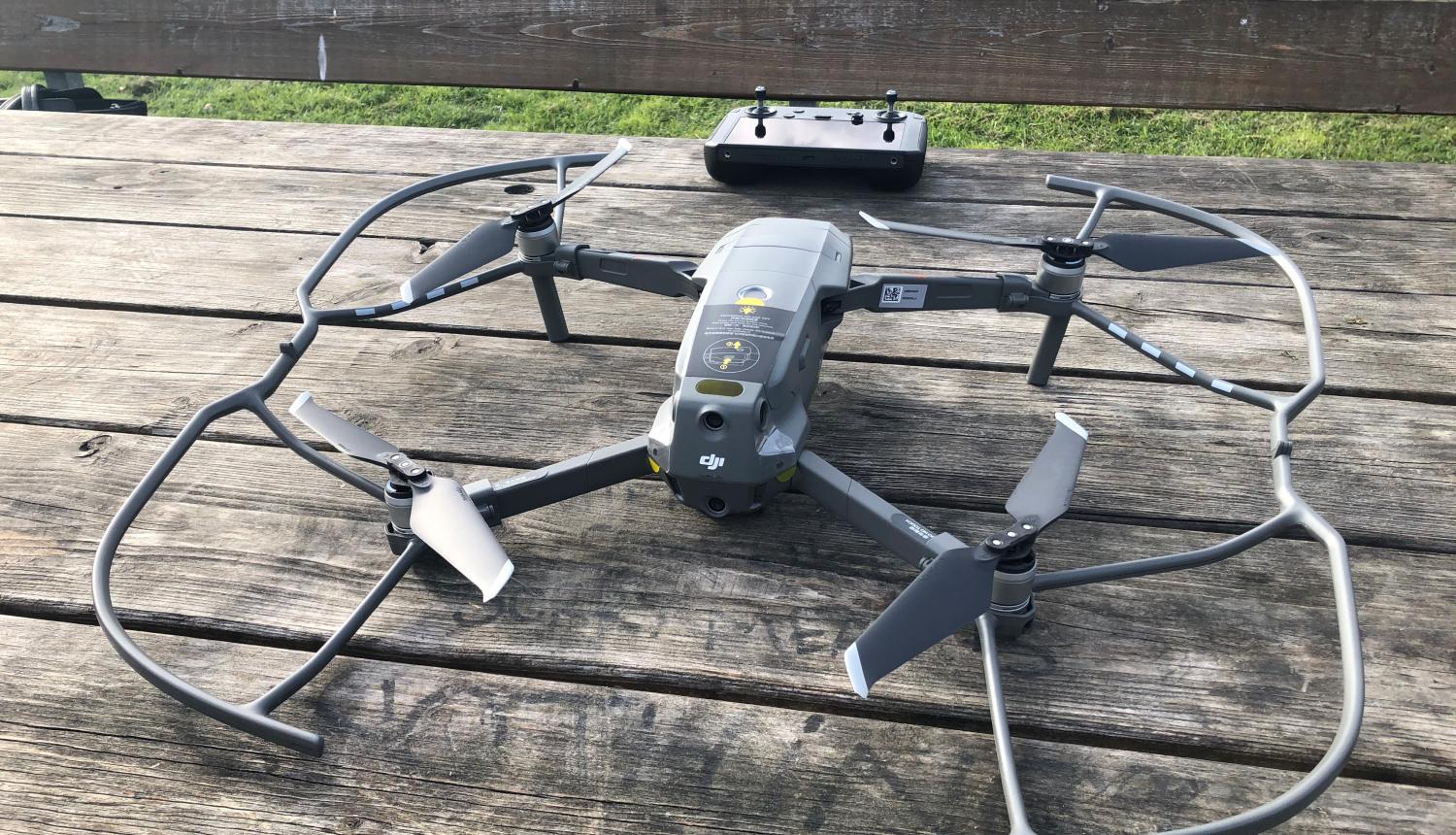 FOTO: Ilustratīvs dronu foto