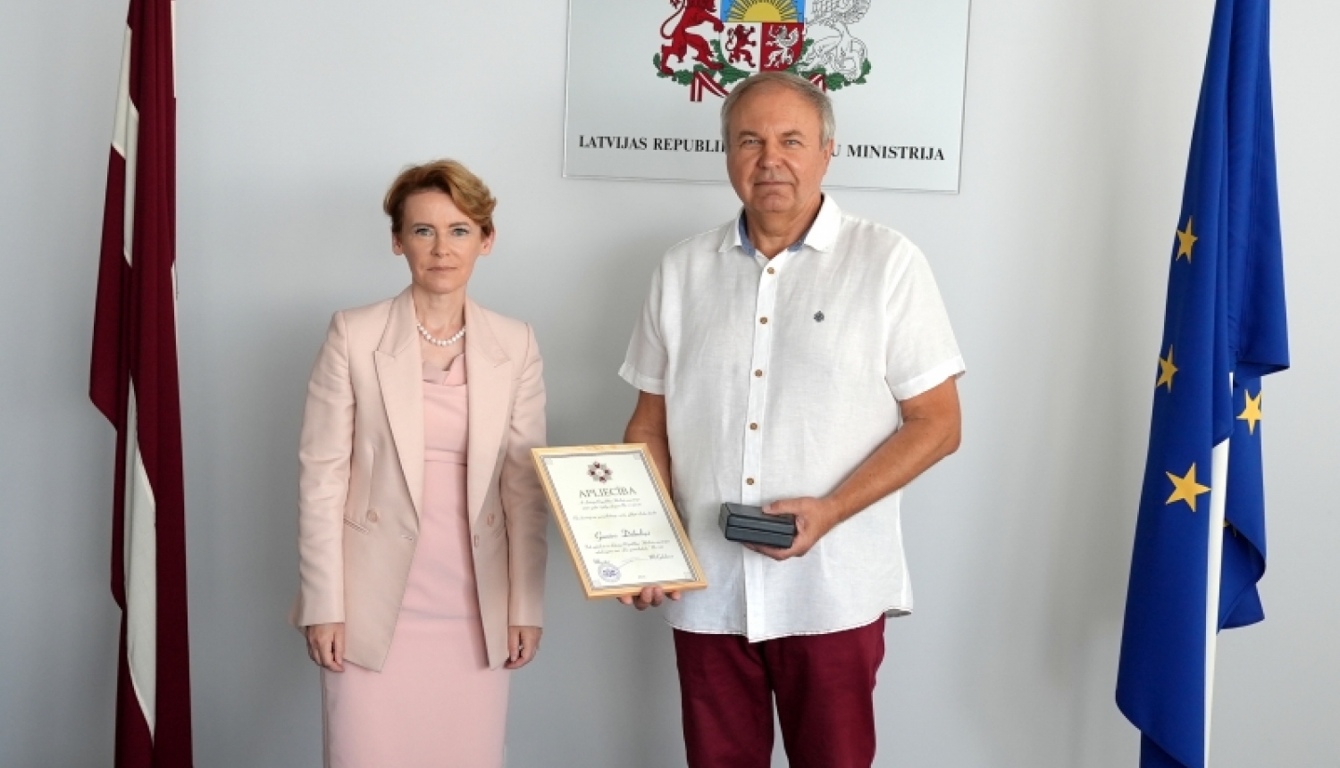 FOTO: iekšlietu ministre un Gunārs Dāboliņš