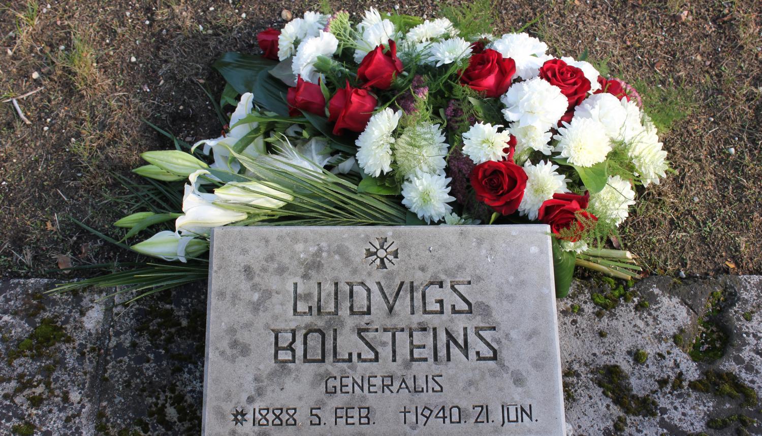 FOTO: Ģenerāļa Bolšteina atdusas vieta