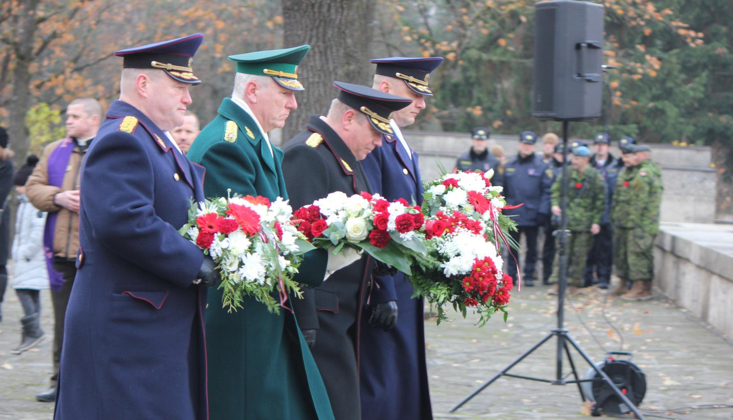 foto: Robežsargi godina Latvijas brīvības cīnītājus un karavīrus