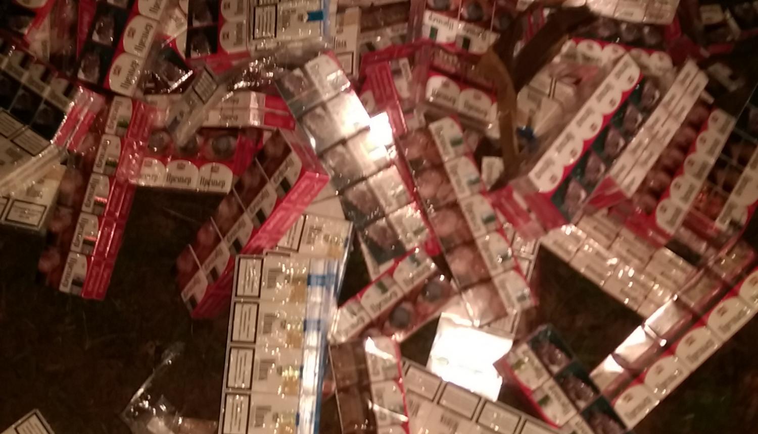 Foto kotrabandas cigaretes