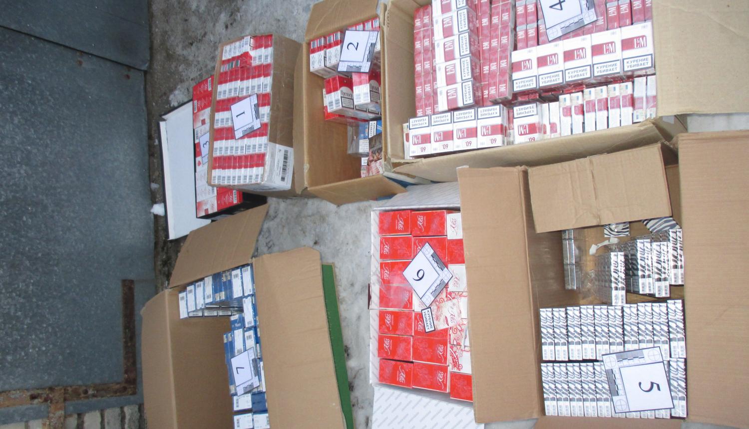 foto : kontrabandas cigaretes