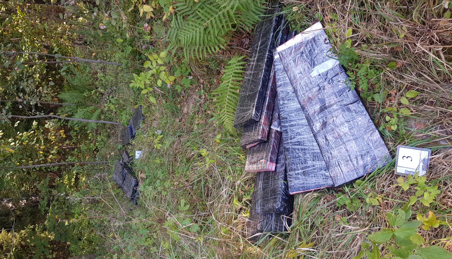 Foto kontrabandas cigaretes