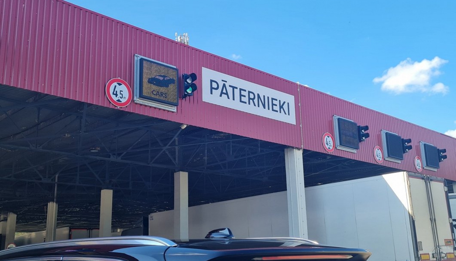 pāaternieki
