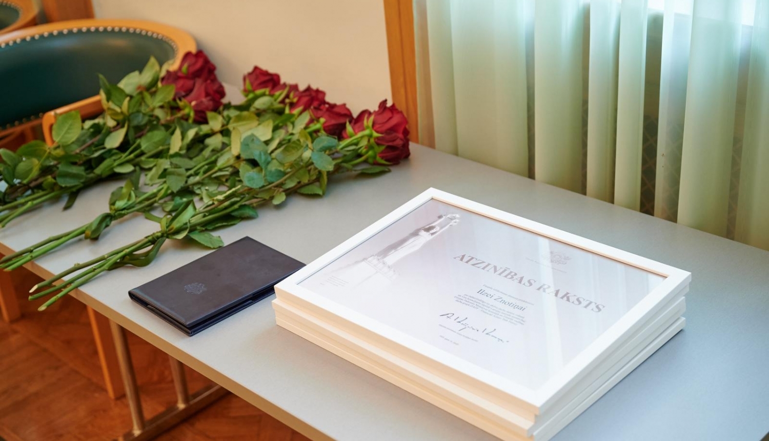 FOTO: MK Atzinības raksts