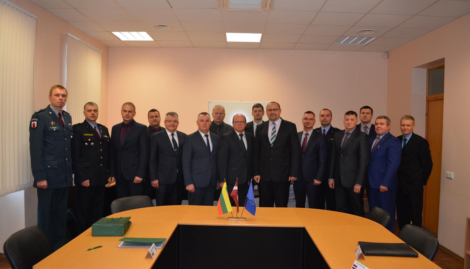 Foto: Pilnvaroto tikšanās Liepājā