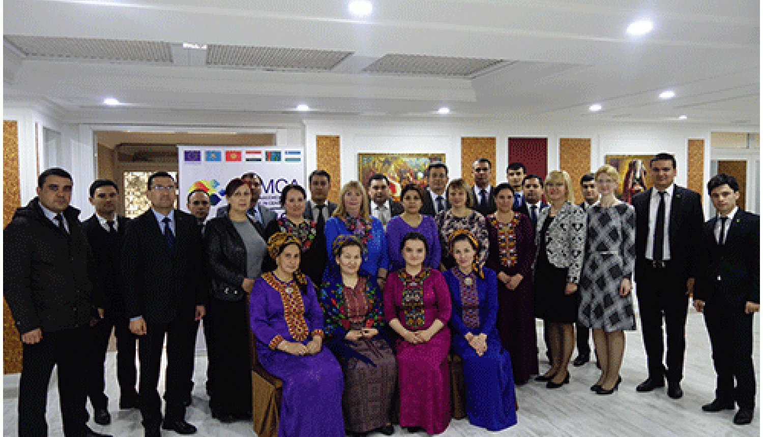 FOTO: Bomca 9 dalībnieku kopbilde