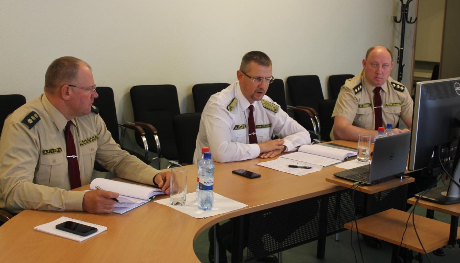 FOTO: VRS priekšnieks videokonferencē