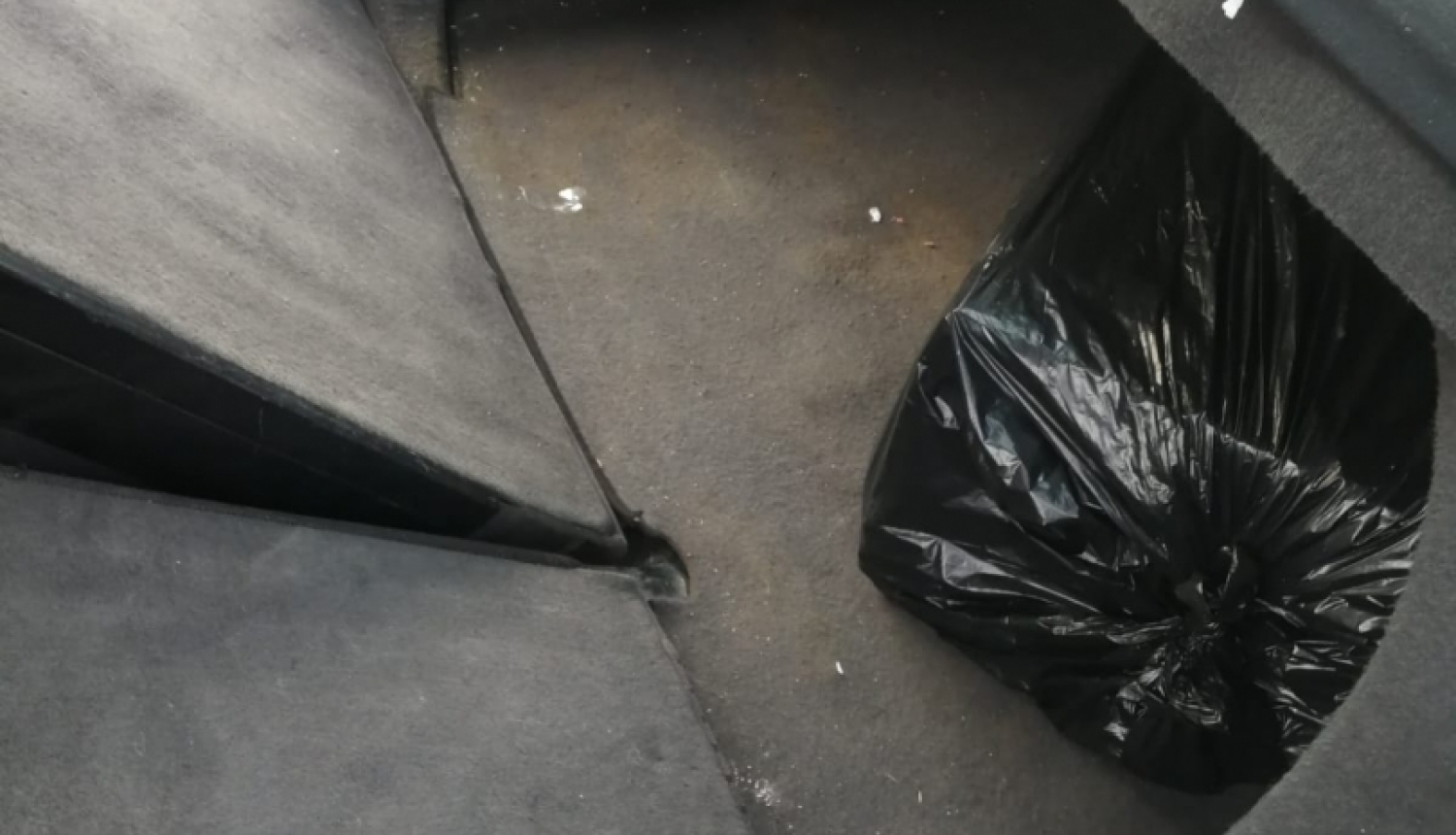 Robežsargi pieķer vīrieti cigarešu nelikumīgā pārvietošanā 